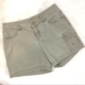The North Face Cargo/ Hiking Shorts Sz 4
